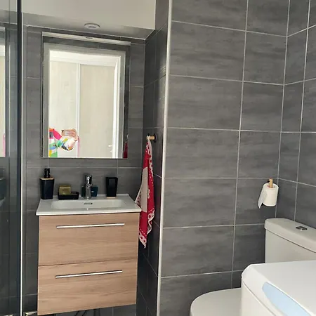 Appartamento Renove Avec Balcon Et Parking Prive A - Fr-1-336-143 Jard-sur-Mer