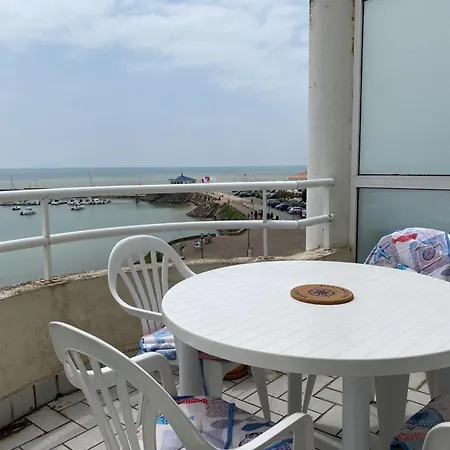 Renove Avec Balcon Et Parking Prive A - Fr-1-336-143 *
