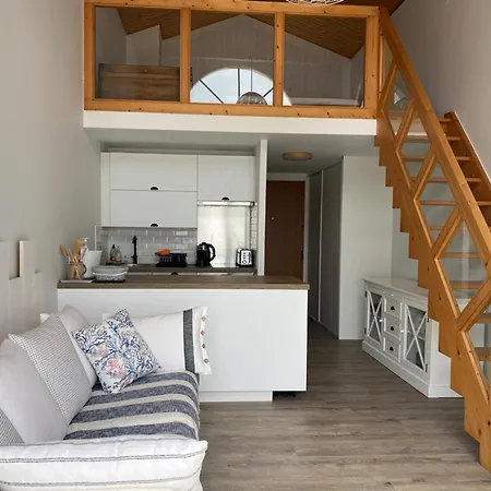 Appartamento Renove Avec Balcon Et Parking Prive A - Fr-1-336-143
